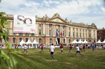 Photo TOULOUSE by VIET - Place du Capitole