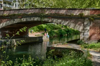Photo TOULOUSE by VIET - Canal de Brienne pont en brique