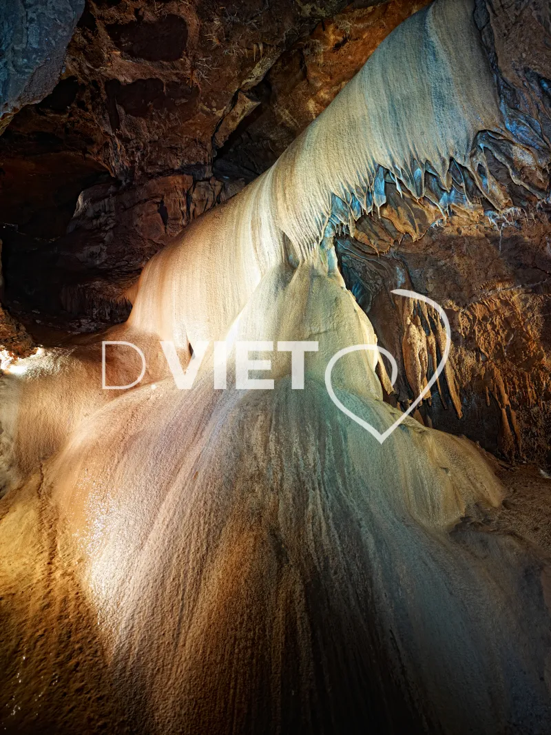 Photo TOULOUSE by VIET - Grottes de Lacave