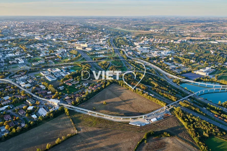 Photo TOULOUSE by VIET - MONTAUDRAN