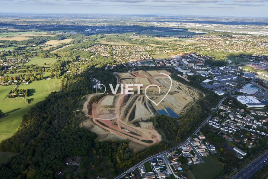 Photo TOULOUSE by VIET - TUILERIES GELIS