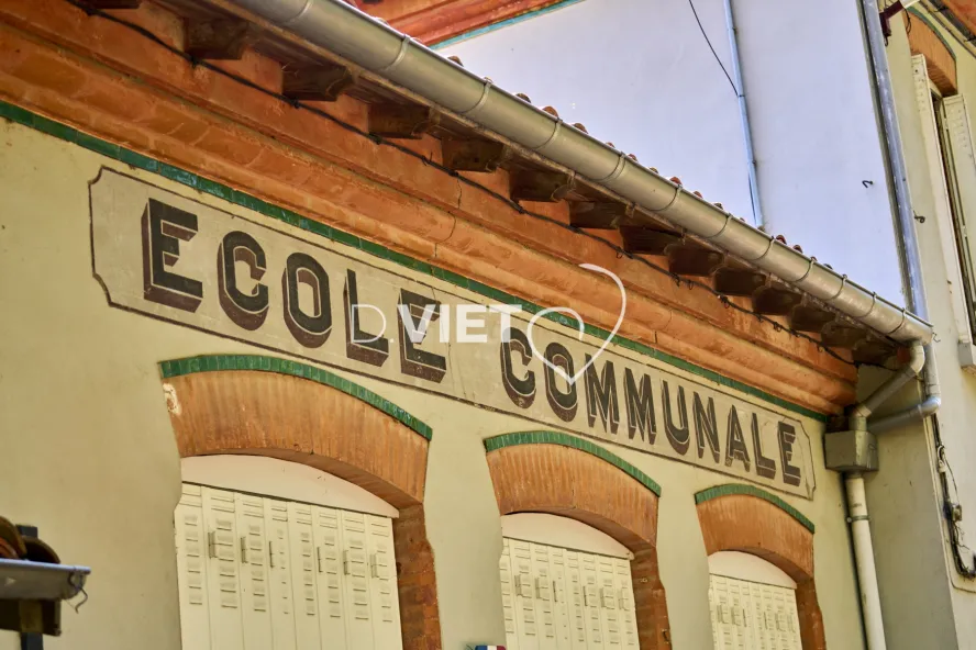 Photo TOULOUSE by VIET - AIGREFEUILLE Ecole communale