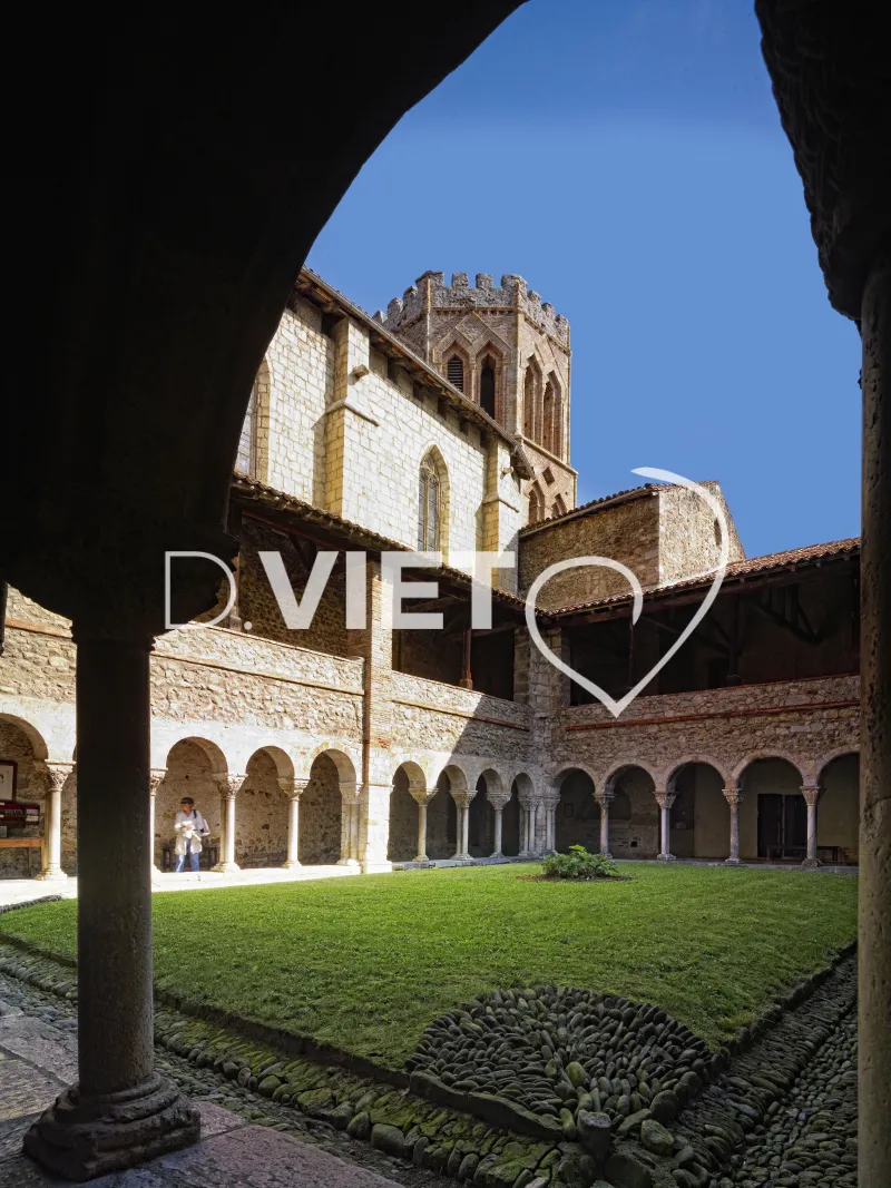 Photo TOULOUSE by VIET - cloitre