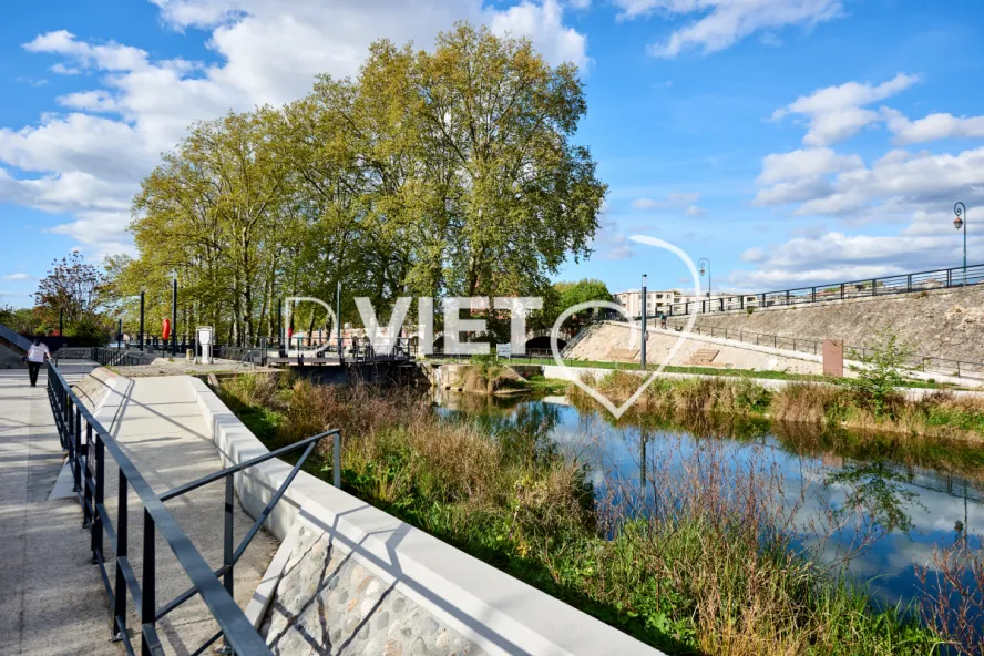 Photo TOULOUSE by VIET - Bord de Garonne