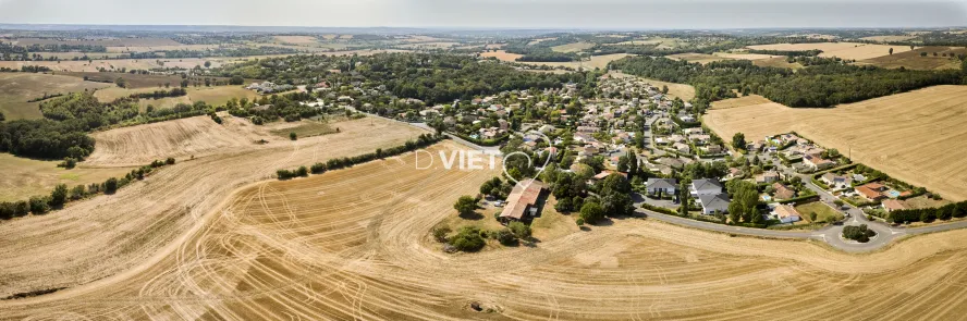 Photo TOULOUSE by VIET - AIGREFEUILLE Habitat Pavillonnaire