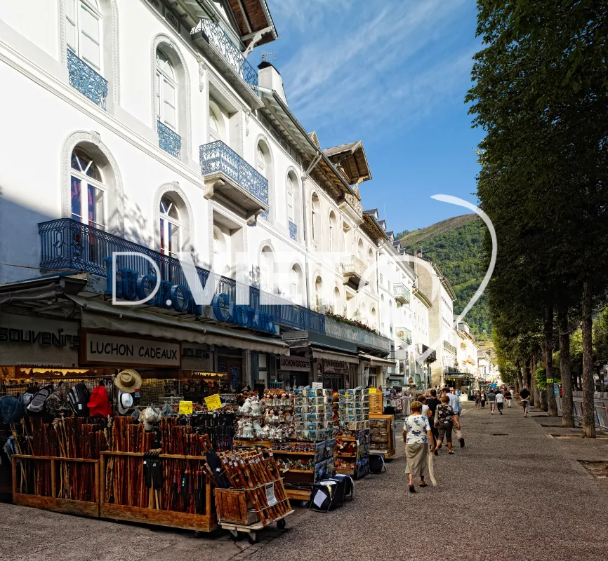 Photo TOULOUSE by VIET - Luchon super bagneres