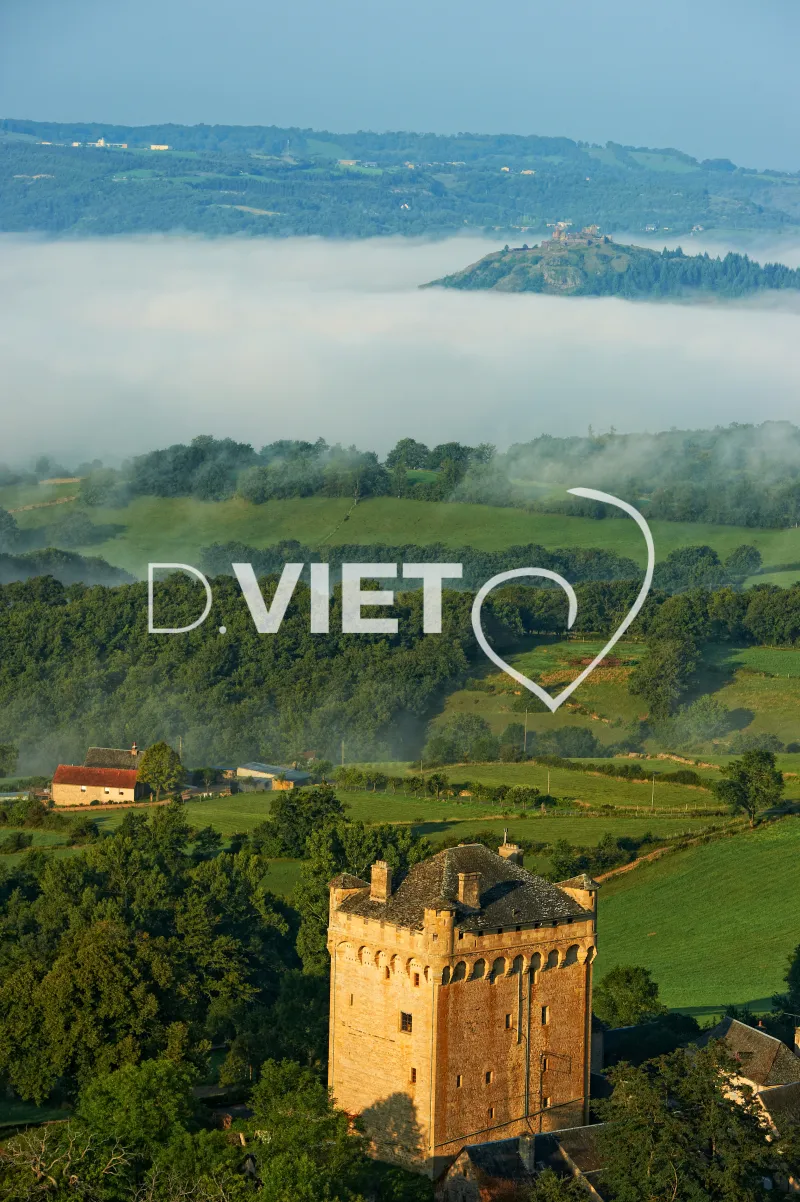 Photo TOULOUSE by VIET - Tour de Masse