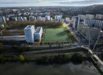 Photo TOULOUSE by VIET - Passerelle d'empalot et Garonne