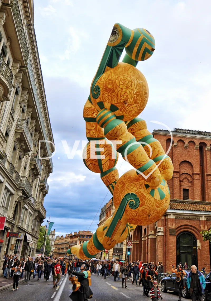 Photo TOULOUSE by VIET - Toulouse en piste la parade