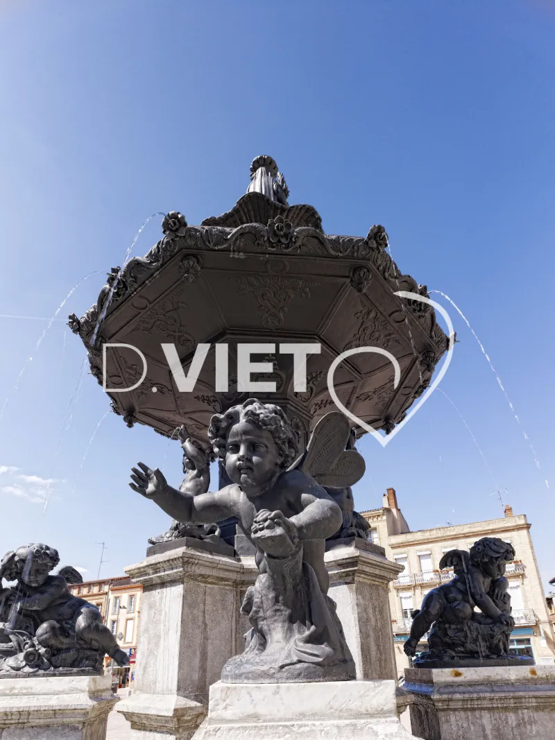 Photo TOULOUSE by VIET - La Fontaine Place Olivier