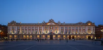 Photo TOULOUSE by VIET - Place du Capitole Toulouse