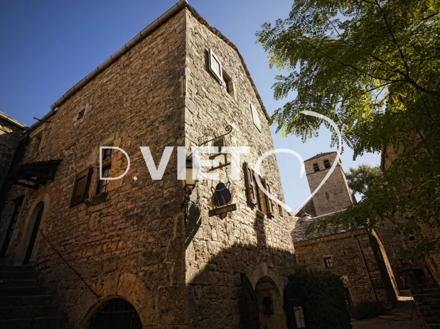 Photo TOULOUSE by VIET - VILLAGE FORTIFIÉ DE LA COUVERTOIRADE