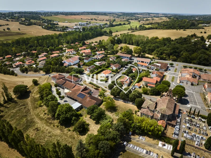 Photo TOULOUSE by VIET - DREMIL LAFAGE Habitat Pavillonnaire