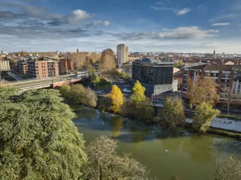 Photo TOULOUSE by VIET - Tram et pont Saint Michel