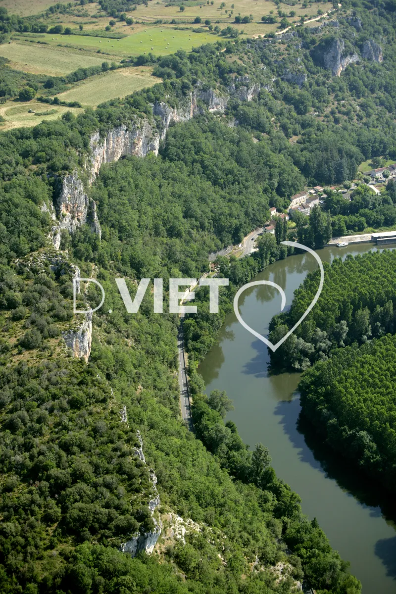 Photo TOULOUSE by VIET - 46 LE LOT ENTRE CIEURAC ET BOUZIES ©VIET 361.com