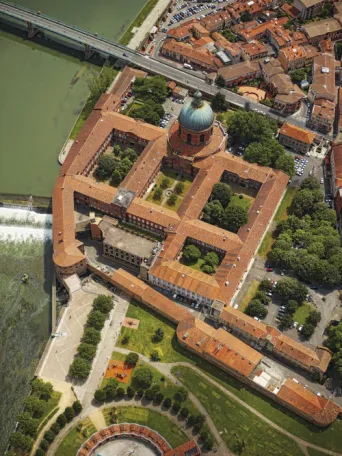 Photo TOULOUSE by VIET - Hospice de la Grave