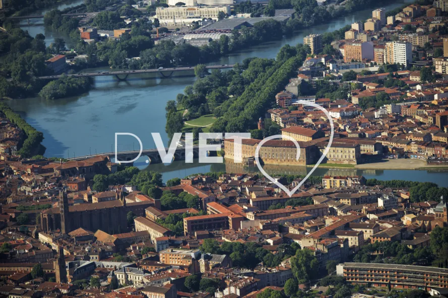 Photo TOULOUSE by VIET - Garonne