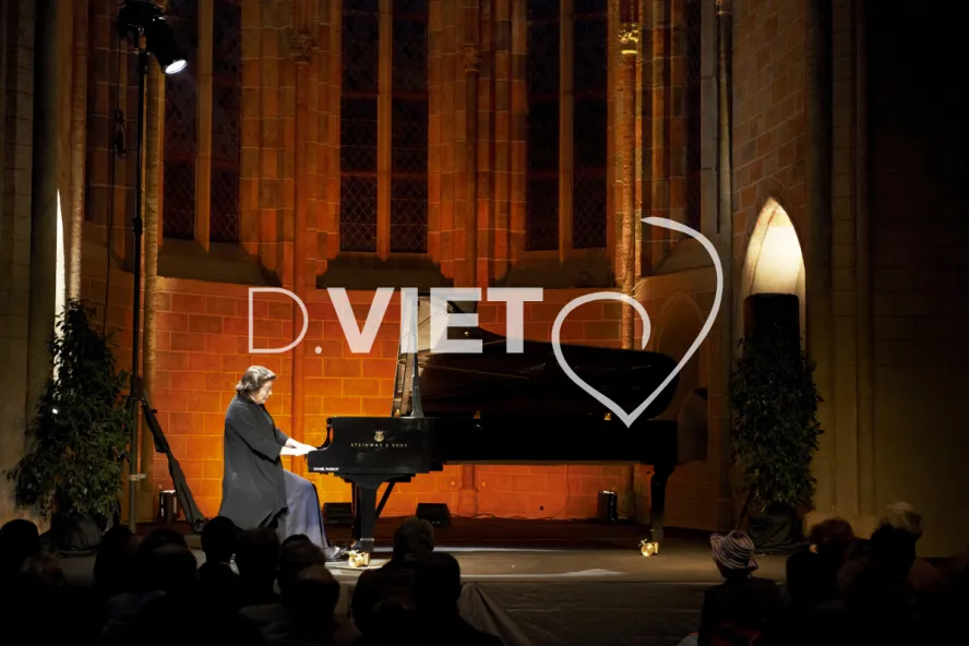 Photo TOULOUSE by VIET - Piano aux Jacobins - Elisabeth leonskaja