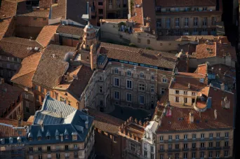 Photo TOULOUSE by VIET - H&ocirc;tel d'Ass&eacute;zat