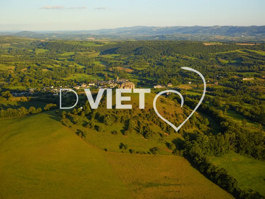 Photo TOULOUSE by VIET - Cancarel 12340 Bozouls