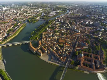Photo TOULOUSE by VIET - Garonne