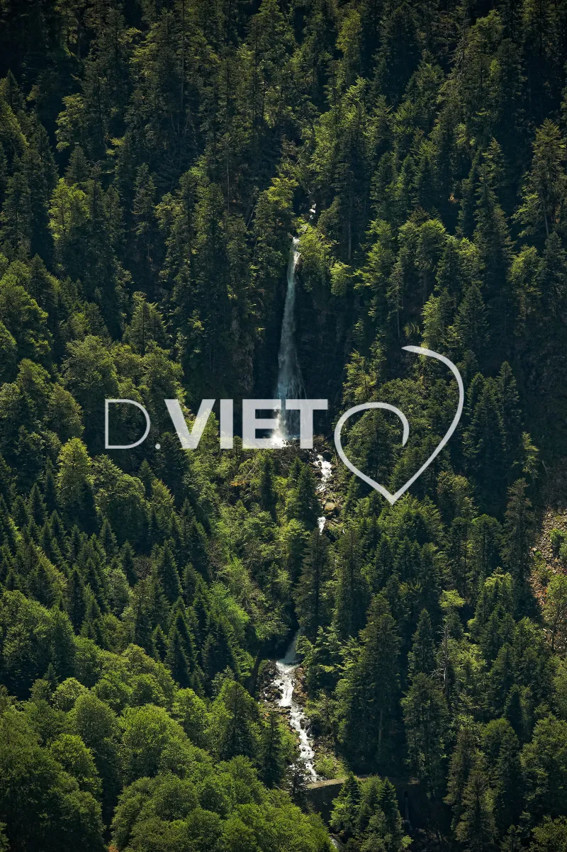 Photo TOULOUSE by VIET - Cascade d enfer