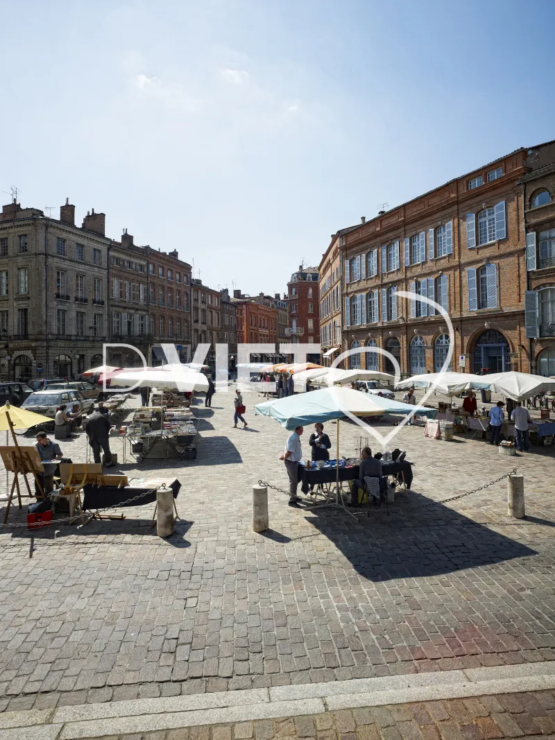 Photo TOULOUSE by VIET - Place Saint-Etienne