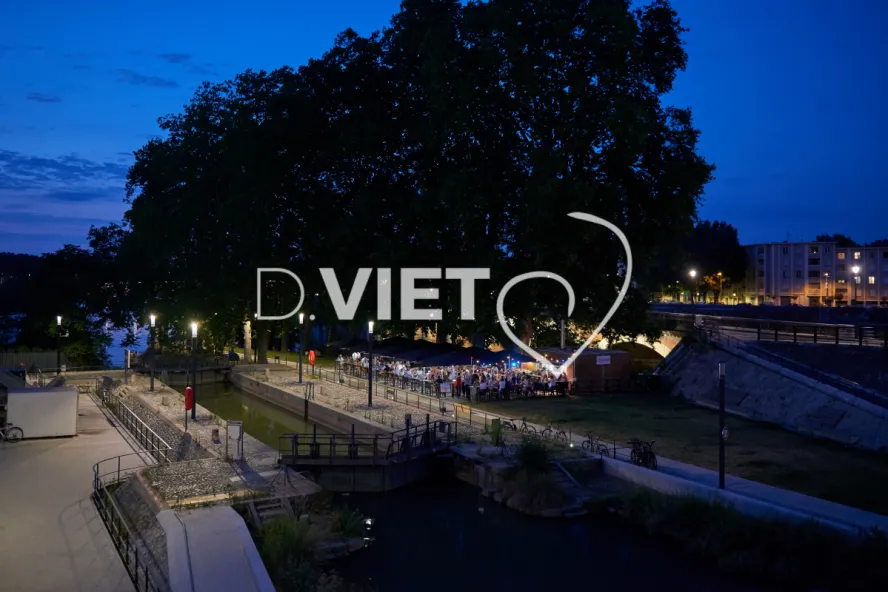 Photo TOULOUSE by VIET - l'ecluse guinguette