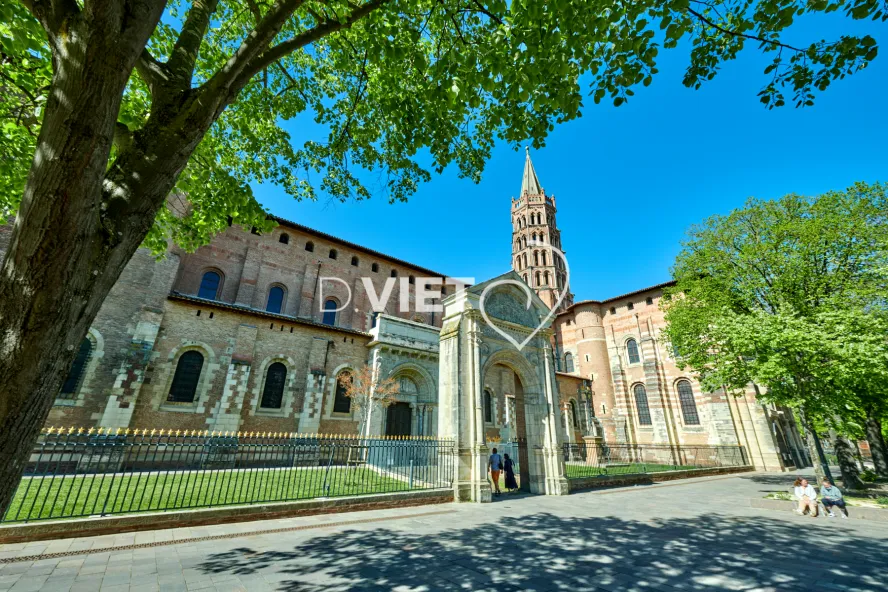 Photo TOULOUSE by VIET - Place de Saint-Sernin