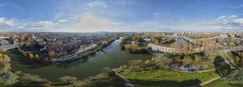 Photo TOULOUSE by VIET - RAmier tram Garonne