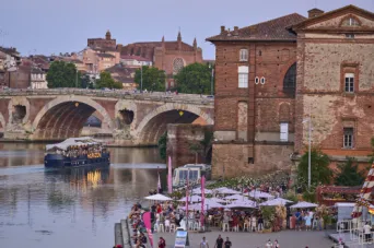 Photo TOULOUSE by VIET - La Garonne