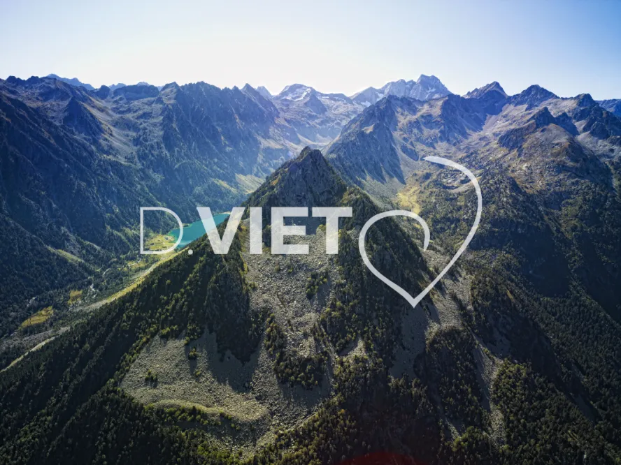 Photo TOULOUSE by VIET - Vignemale lac de gaube aerien