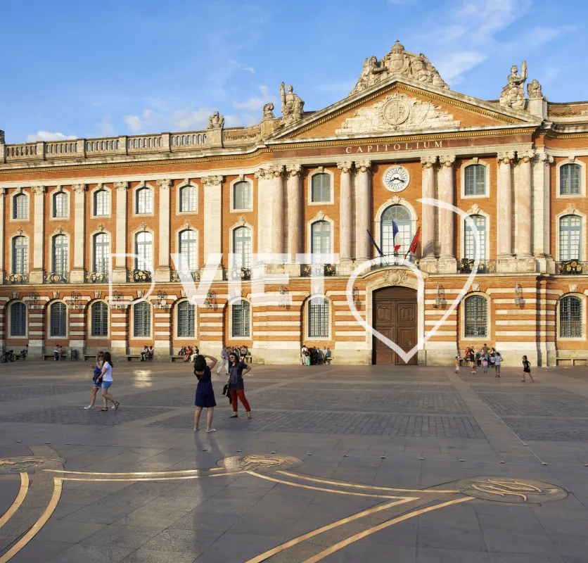 Photo TOULOUSE by VIET - Place du Capitole
