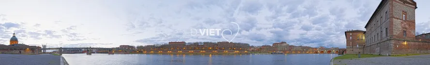 Photo TOULOUSE by VIET - Panoramique de début de soirée sur la Garonne