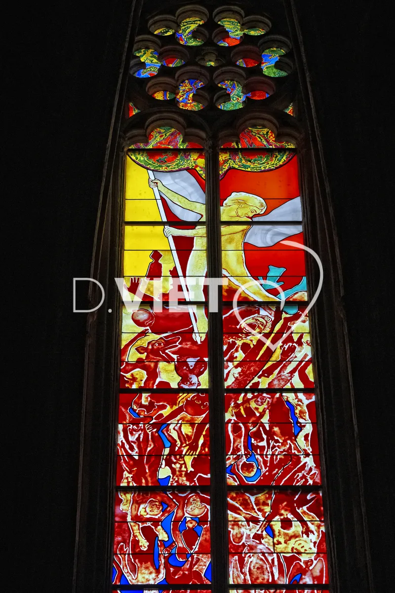 Photo TOULOUSE by VIET - vitraux de Stéphane Belzère dans la cathédrale de Rodez