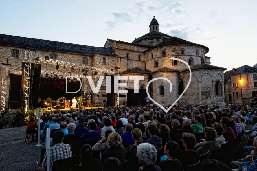 Photo TOULOUSE by VIET - Abbaye romane de Souillac jazz