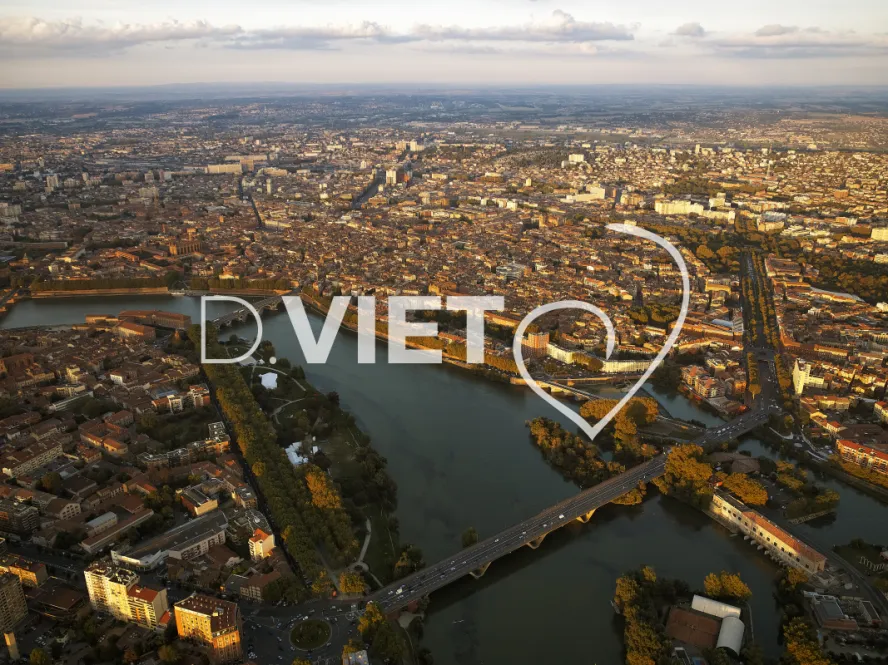 Photo TOULOUSE by VIET - Garonne