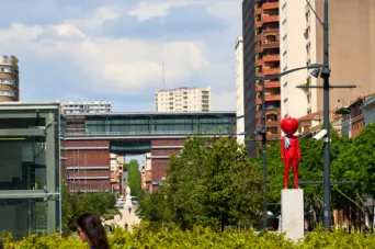 Photo TOULOUSE by VIET - M&eacute;diath&egrave;que Jos&eacute; Cabanis