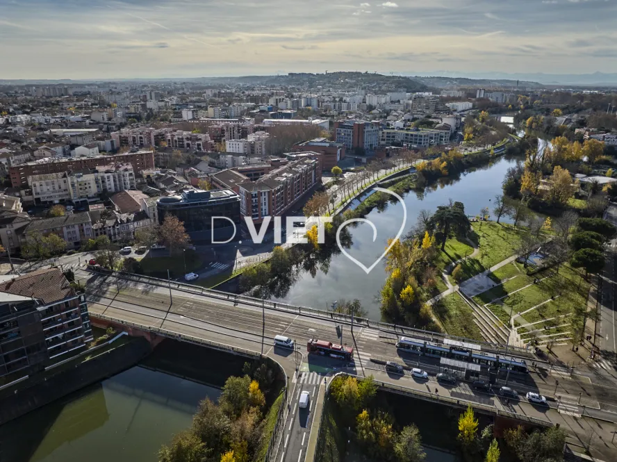 Photo TOULOUSE by VIET - Tram et pont Saint Michel