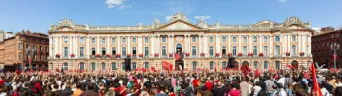 Photo TOULOUSE by VIET - Brenus place du Capitole