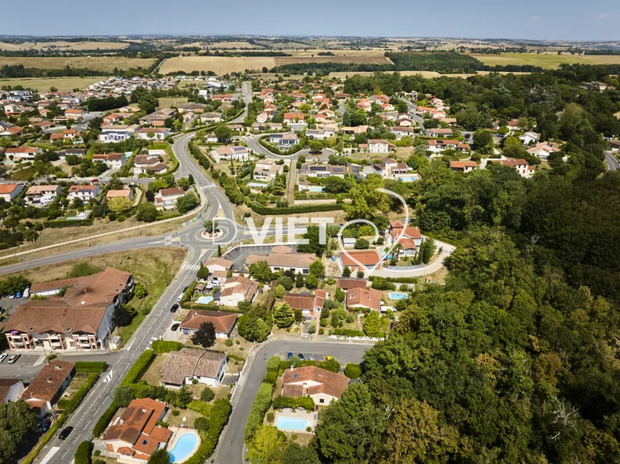Photo TOULOUSE by VIET - DREMIL LAFAGE Habitat Pavillonnaire