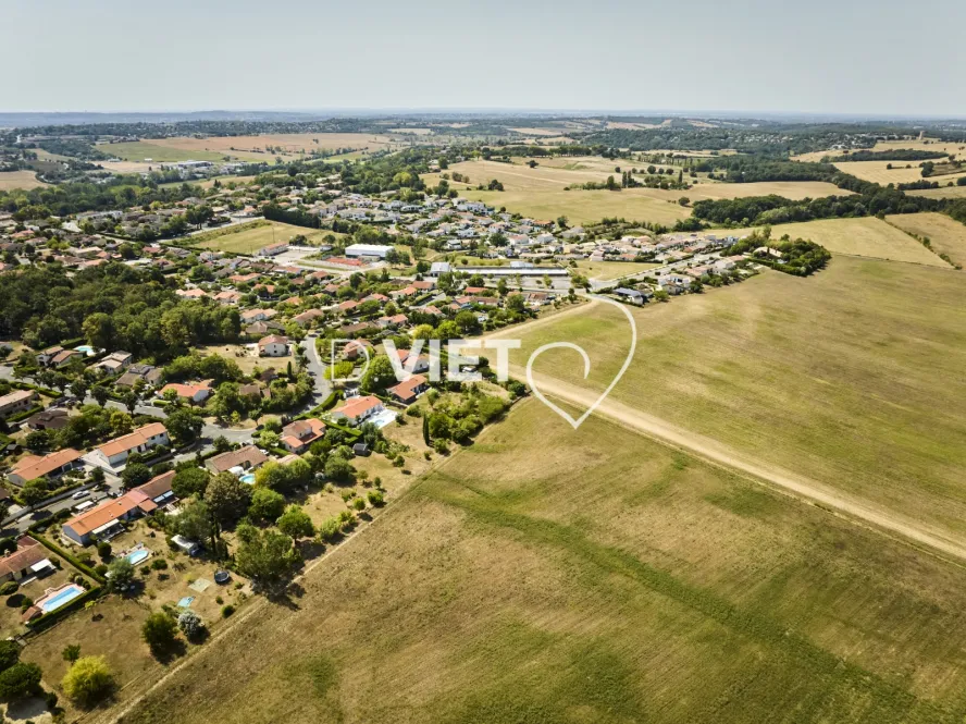 Photo TOULOUSE by VIET - DREMIL LAFAGE Habitat Pavillonnaire