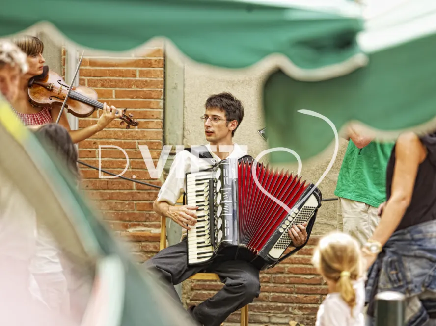 Photo TOULOUSE by VIET - Musicien Saint-Aubin