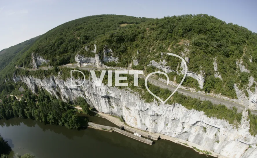 Photo TOULOUSE by VIET - 46 BOUZIES N44°28243 E001°38507 ©VIET 361.com