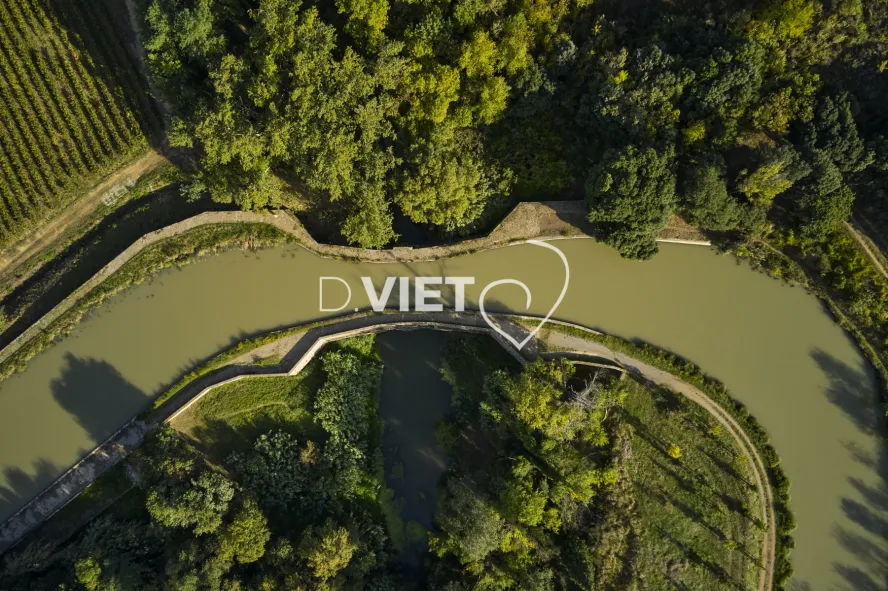 Photo TOULOUSE by VIET - REPRUDE