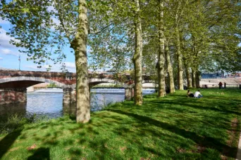 Photo TOULOUSE by VIET - Bord de Garonne