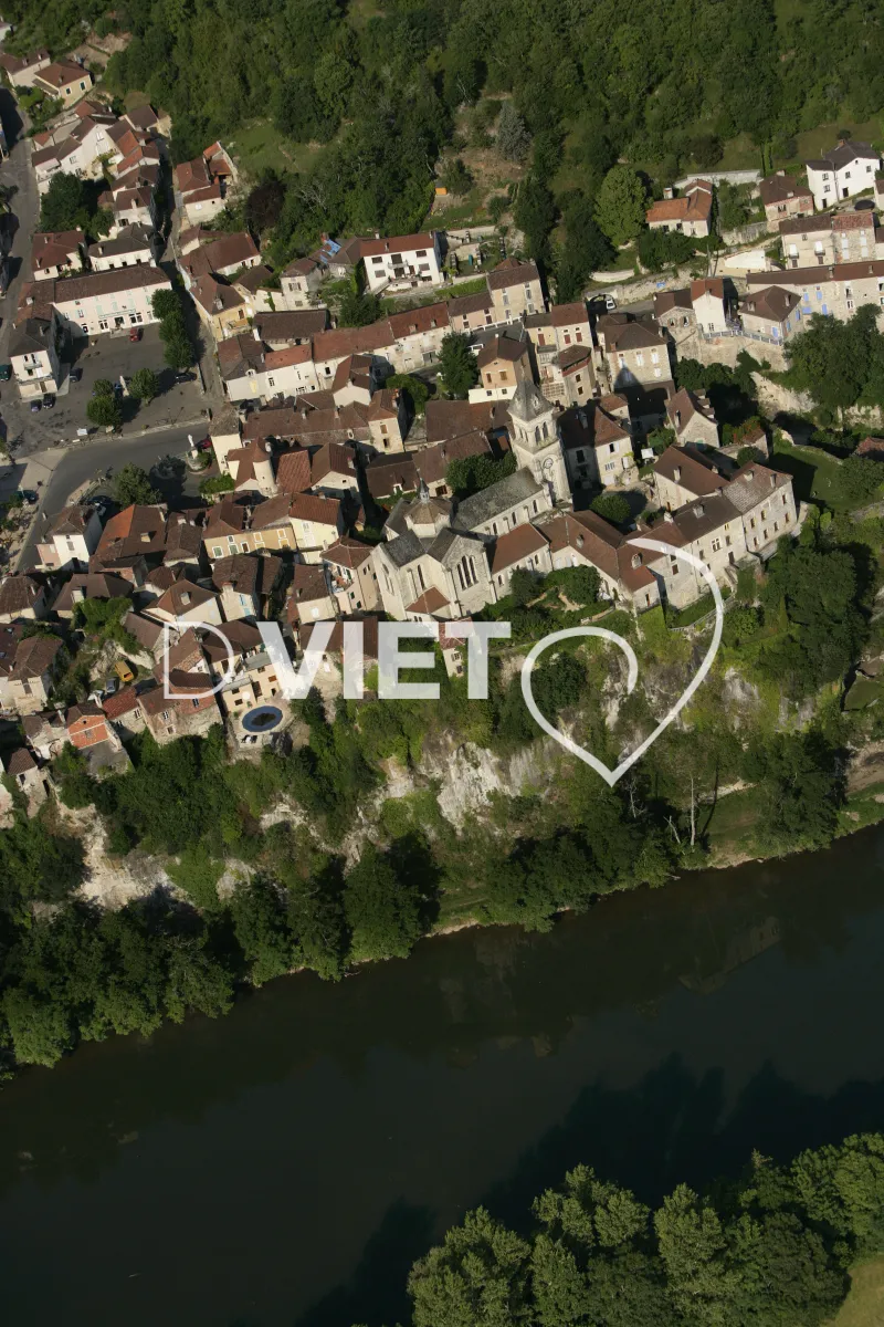 Photo TOULOUSE by VIET - 46 ALBAS N44°28060 E001°14079 ©VIET 361.com