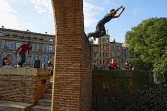 Photo TOULOUSE by VIET - Art du deplacement